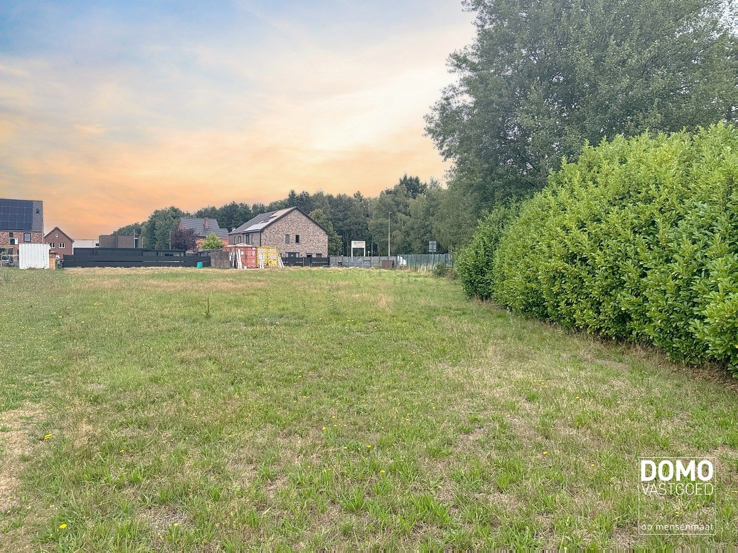 GUNSTIG GELEGEN BOUWGROND TE KOOP IN DIEPENBEEK foto 2