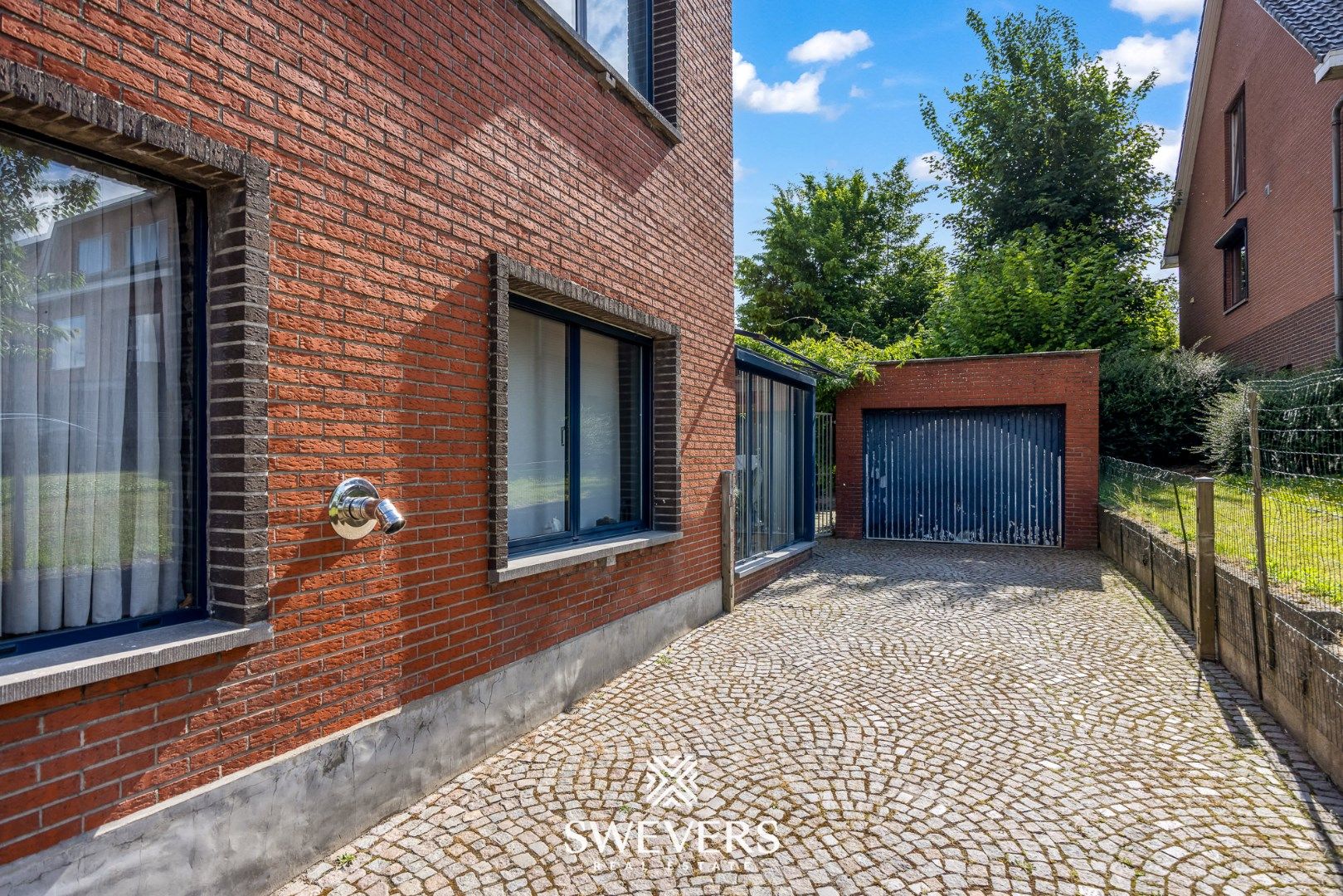 Instapklare halfopen woning met paardenaccommodatie op 73a in Sint-Truiden foto 33