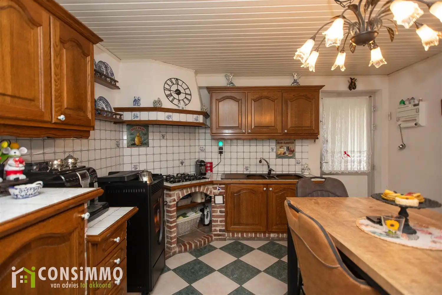 Ruime woning met kangoeroemogelijkheden in Genk foto 16