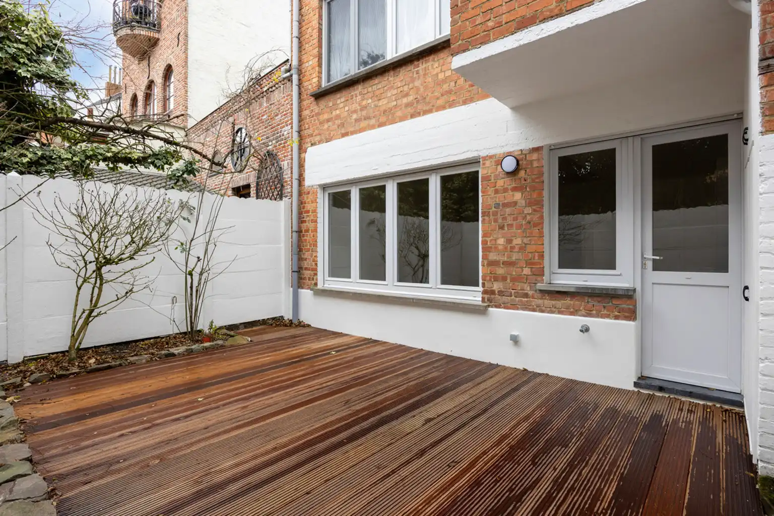 Volledig gerenoveerde gelijkvloerse éénslaapkamerappartement foto 11