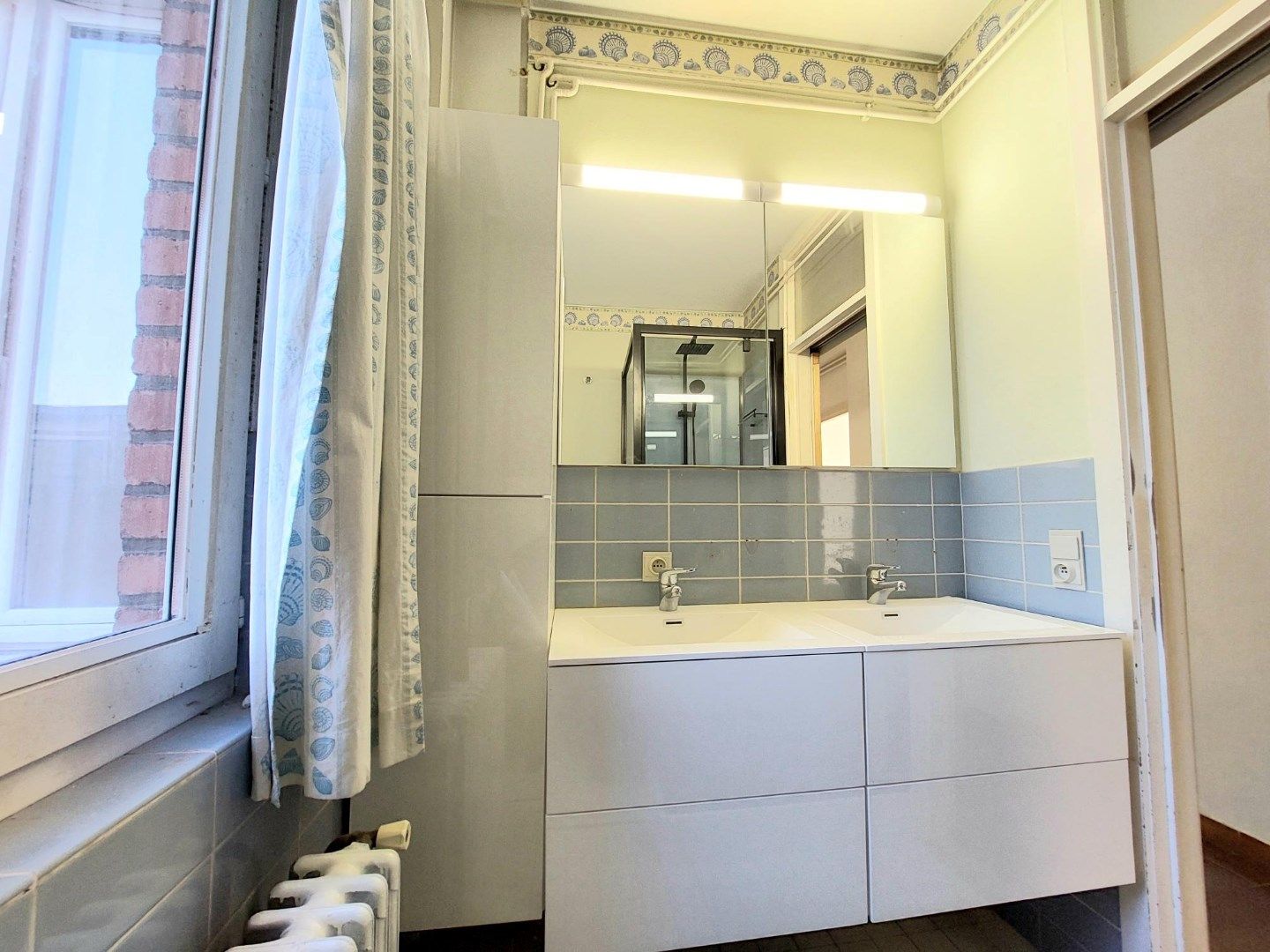 Ruim centraal gelegen appartement foto 5