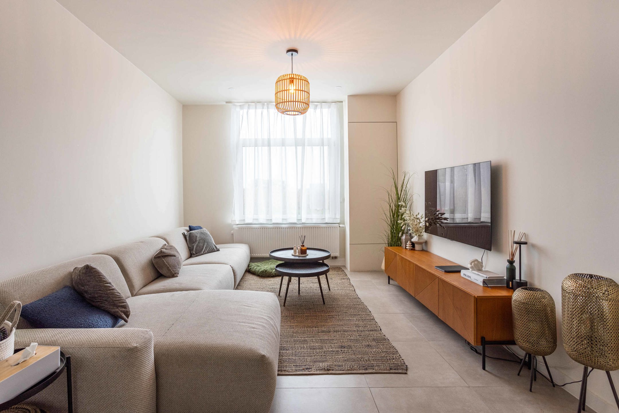 Volledig gerenoveerde, stijlvolle ruime woning foto 3