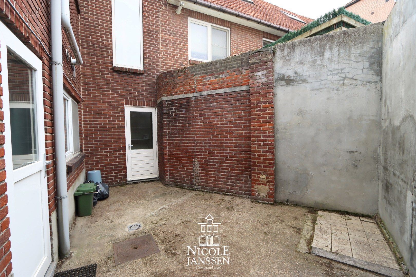 Gelijkvloers appartement met één slaapkamer foto 8