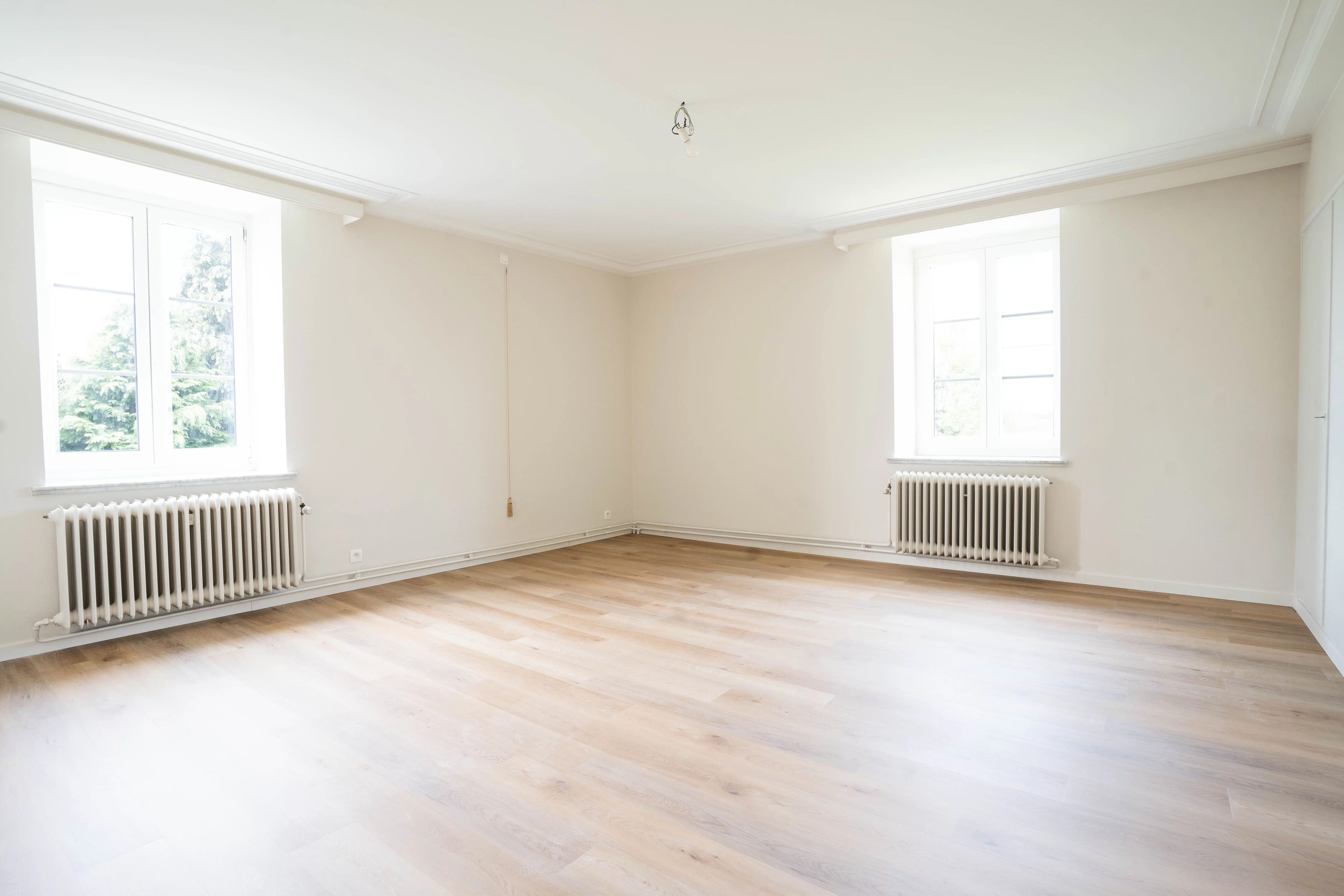 Licht en ruim hoekappartement met drie slaapkamers en garage foto 3