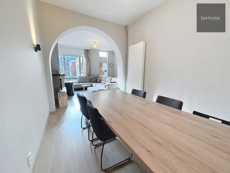 Ruime rijwoning foto 5