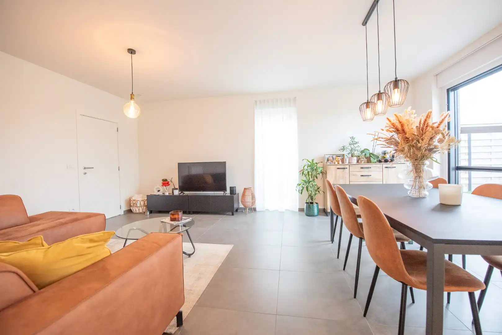 Ruime en instapklare woning te huur met 3 slaapkamers foto 7