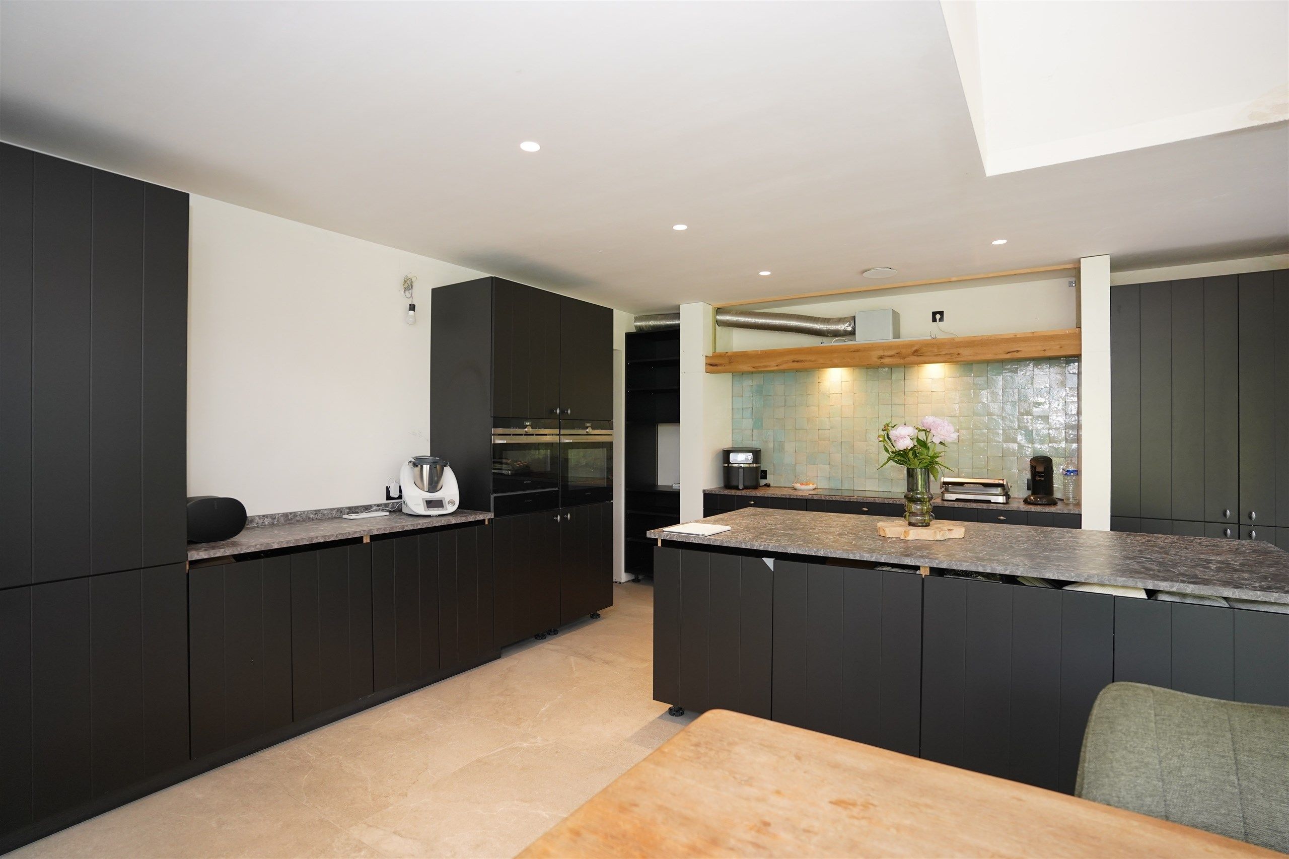 Unieke ruwbouw villa op 1.461 m² met afwerkingsvrijheid! foto 8