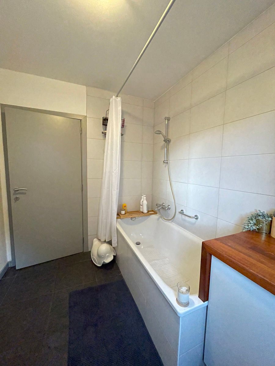 Appartement te huur foto 9