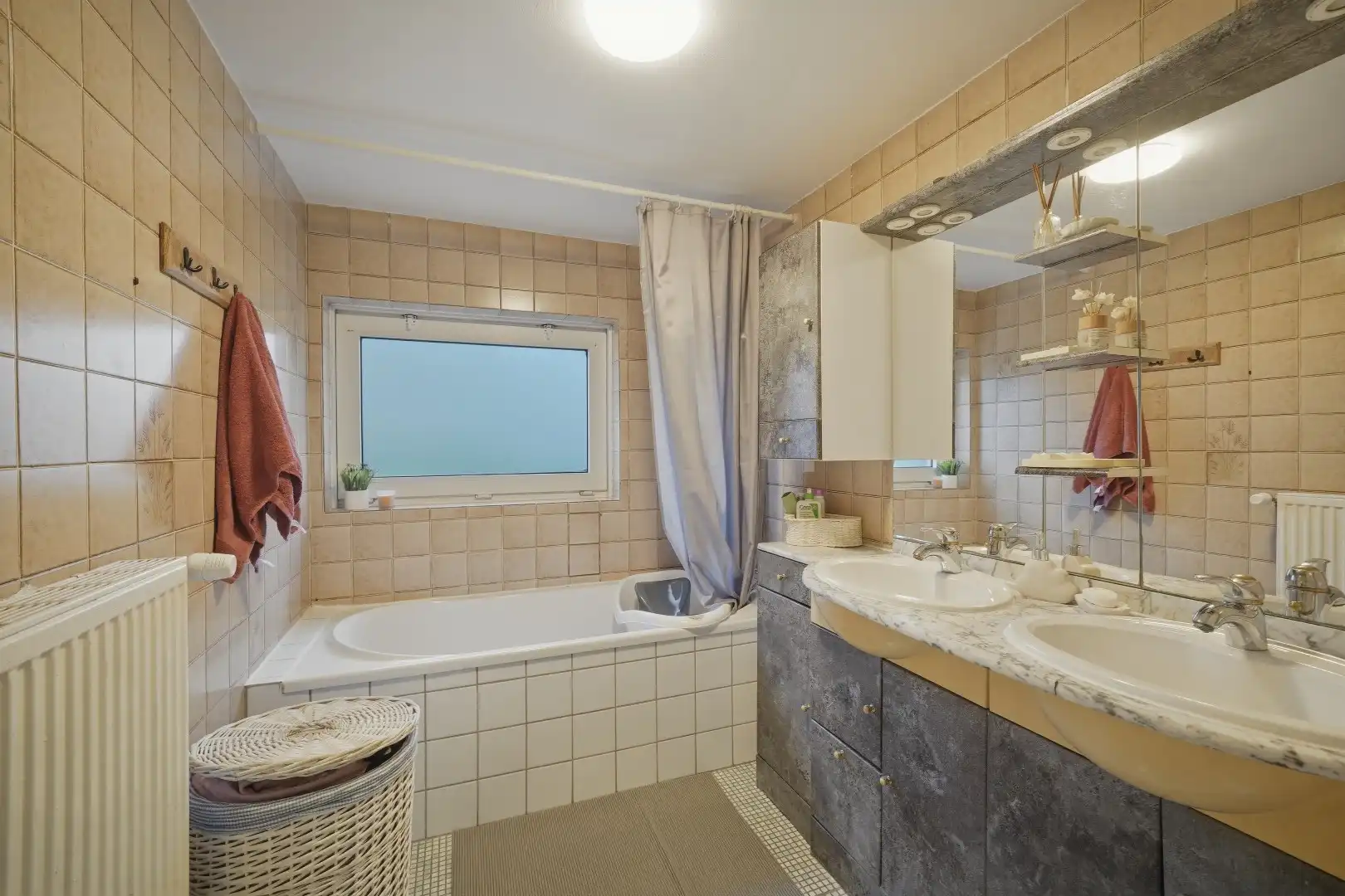 Instapklare woning met diepe tuin te Oostende foto 15