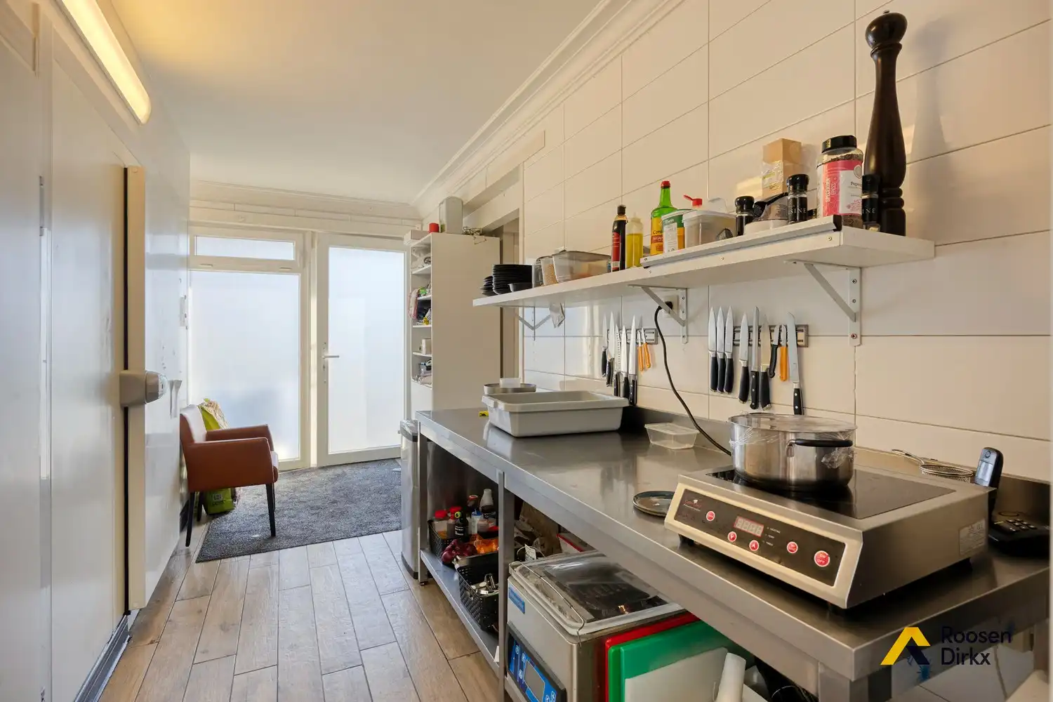 Hoogwaardig horecapand / restaurant te BREE: instapklaar! foto 25