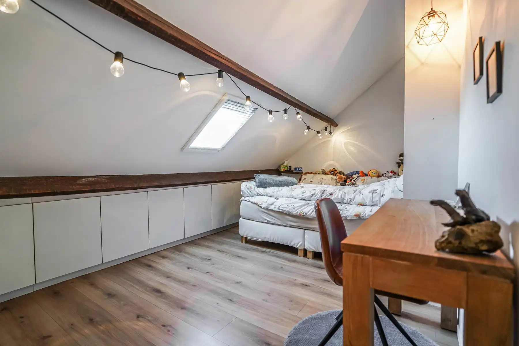 Knap gerenoveerde half open bebouwing te Londerzeel Sint-Jozef foto 26