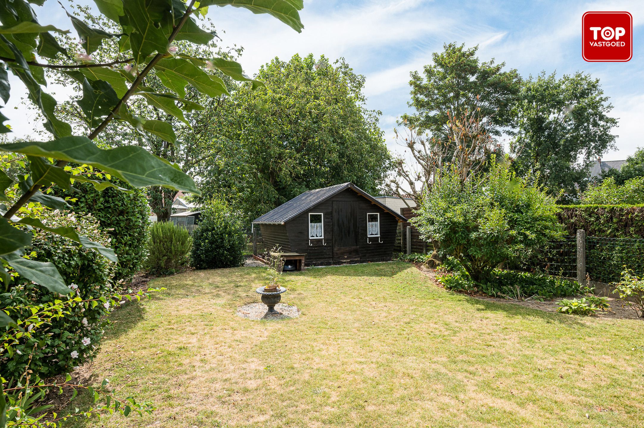 Te renoveren woning met potentieel in rustige buurt  foto 20