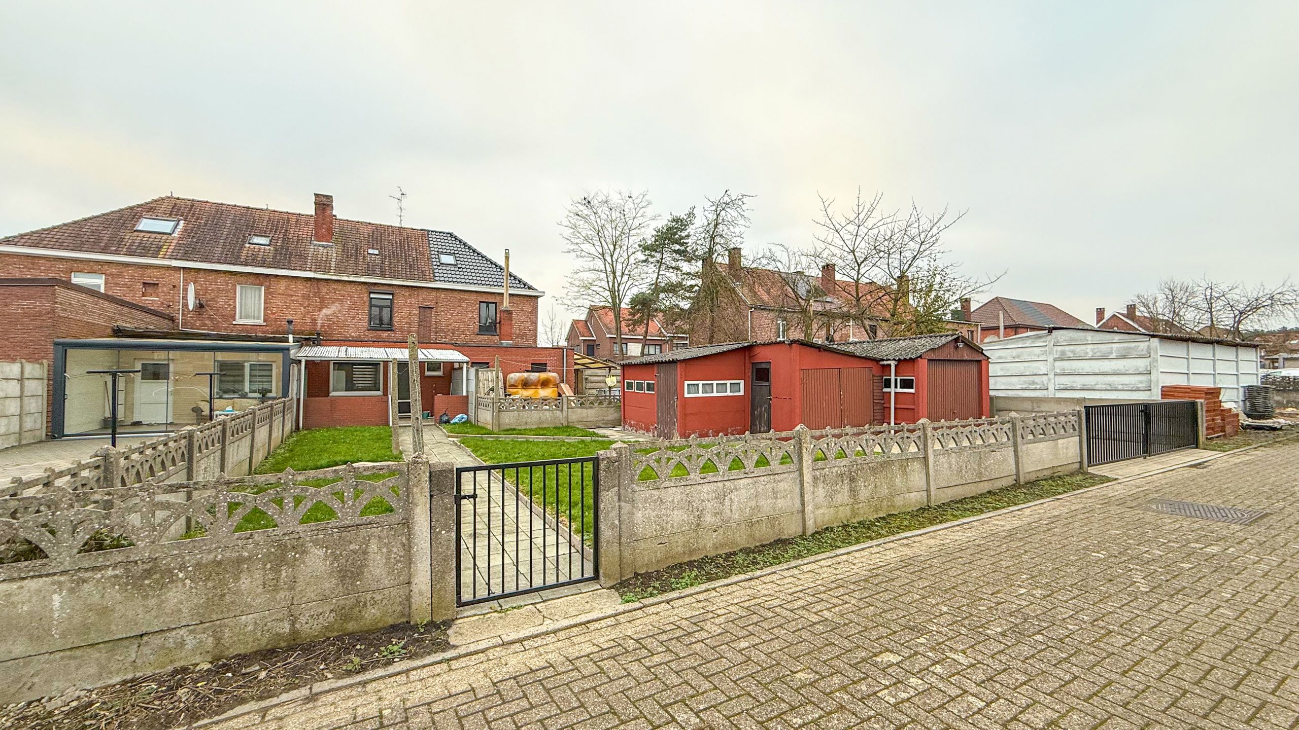 Instapklare woning met grote tuin rustig gelegen te Beringen! foto 23