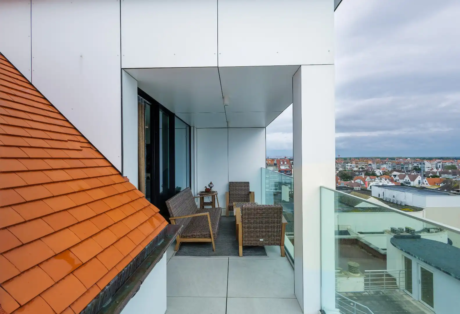 Prachtig recent en bemeubeld duplex dakappartement op de Zeedijk foto 21