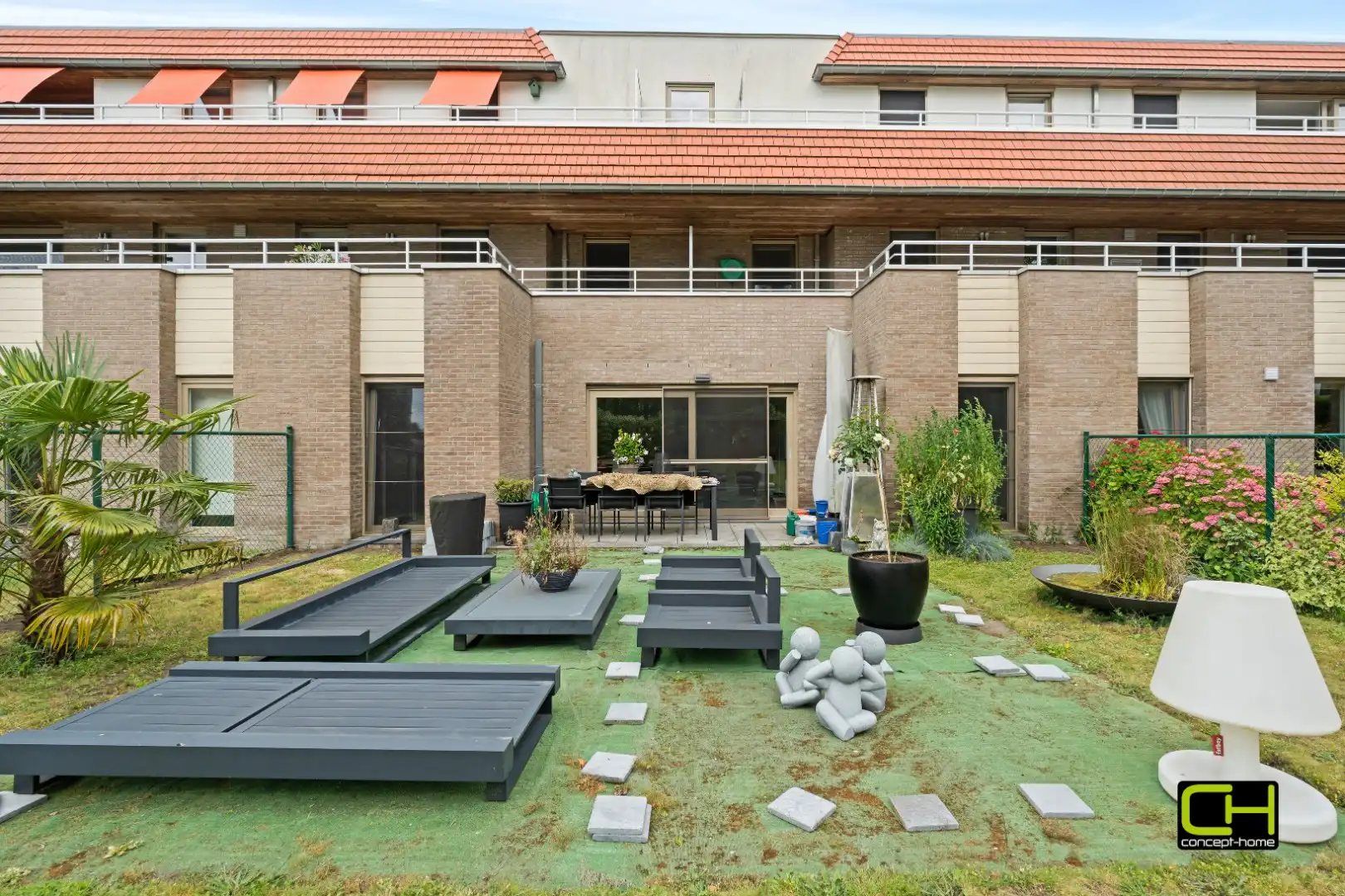 Gelijkvloers energiezuinig appartement met privé tuin en twee slaapkamers foto 13