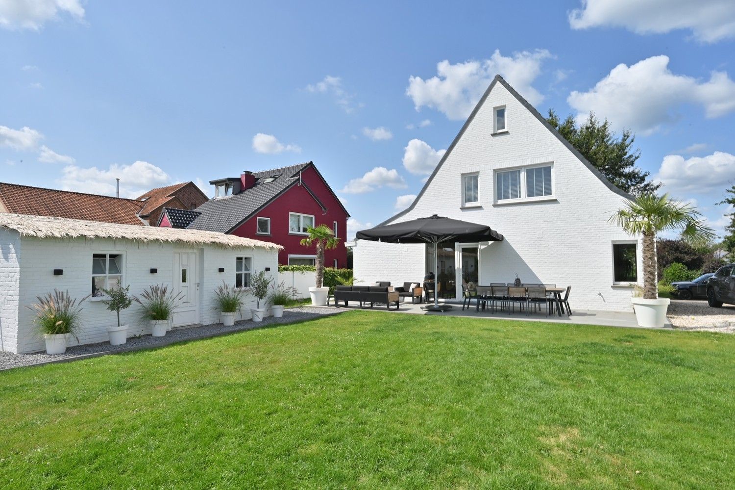 Instapklare, gemoderniseerde woning met 21 zonnepanelen, garage en bijgebouw, residentieel gelegen in Lanaken foto 30