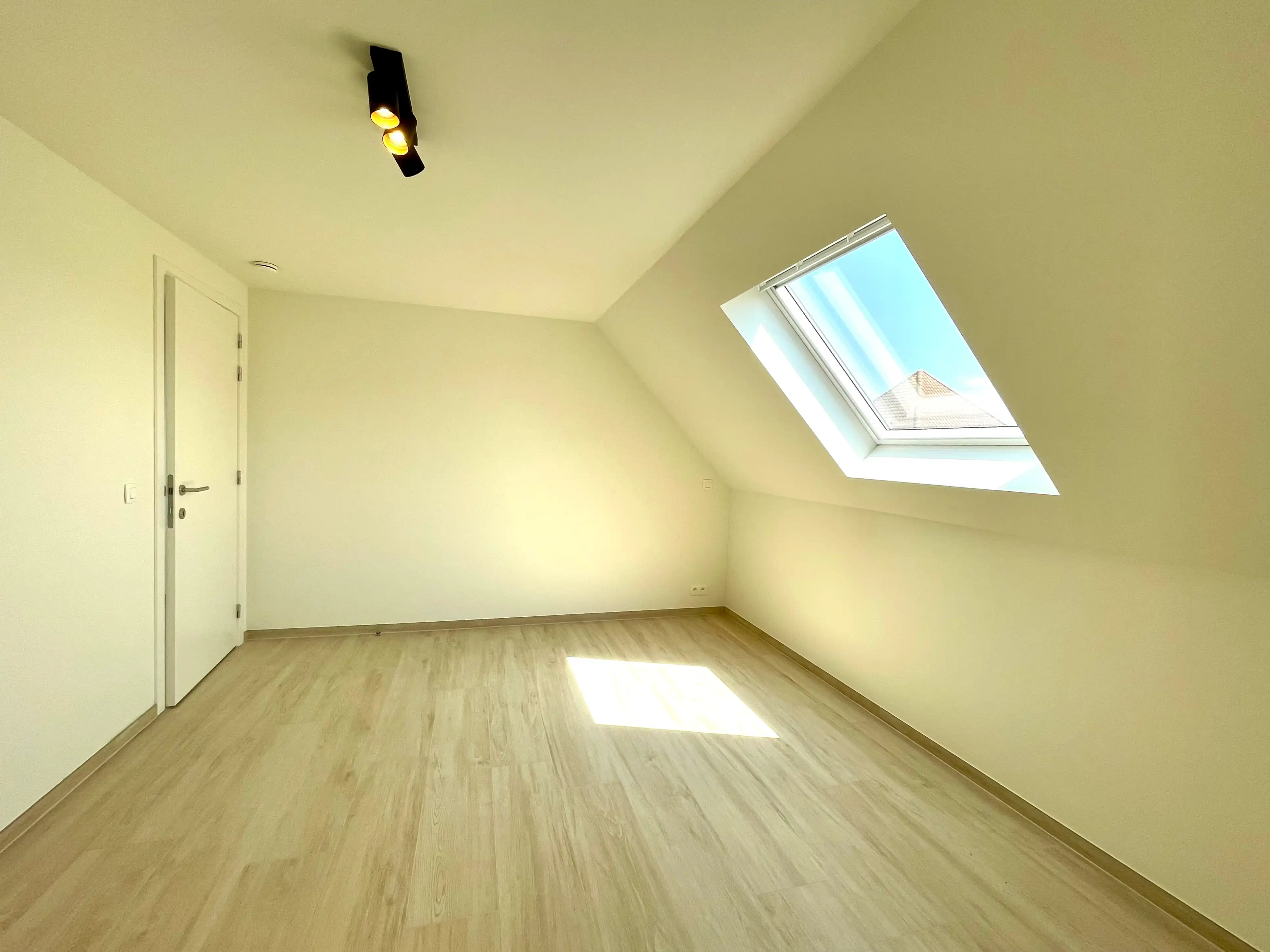 Ruime, energiezuinige nieuwbouwwwoning met 4 slaapkamers foto 27