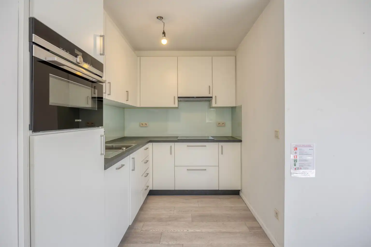 Centraal gelegen appartement met staanplaats foto 6