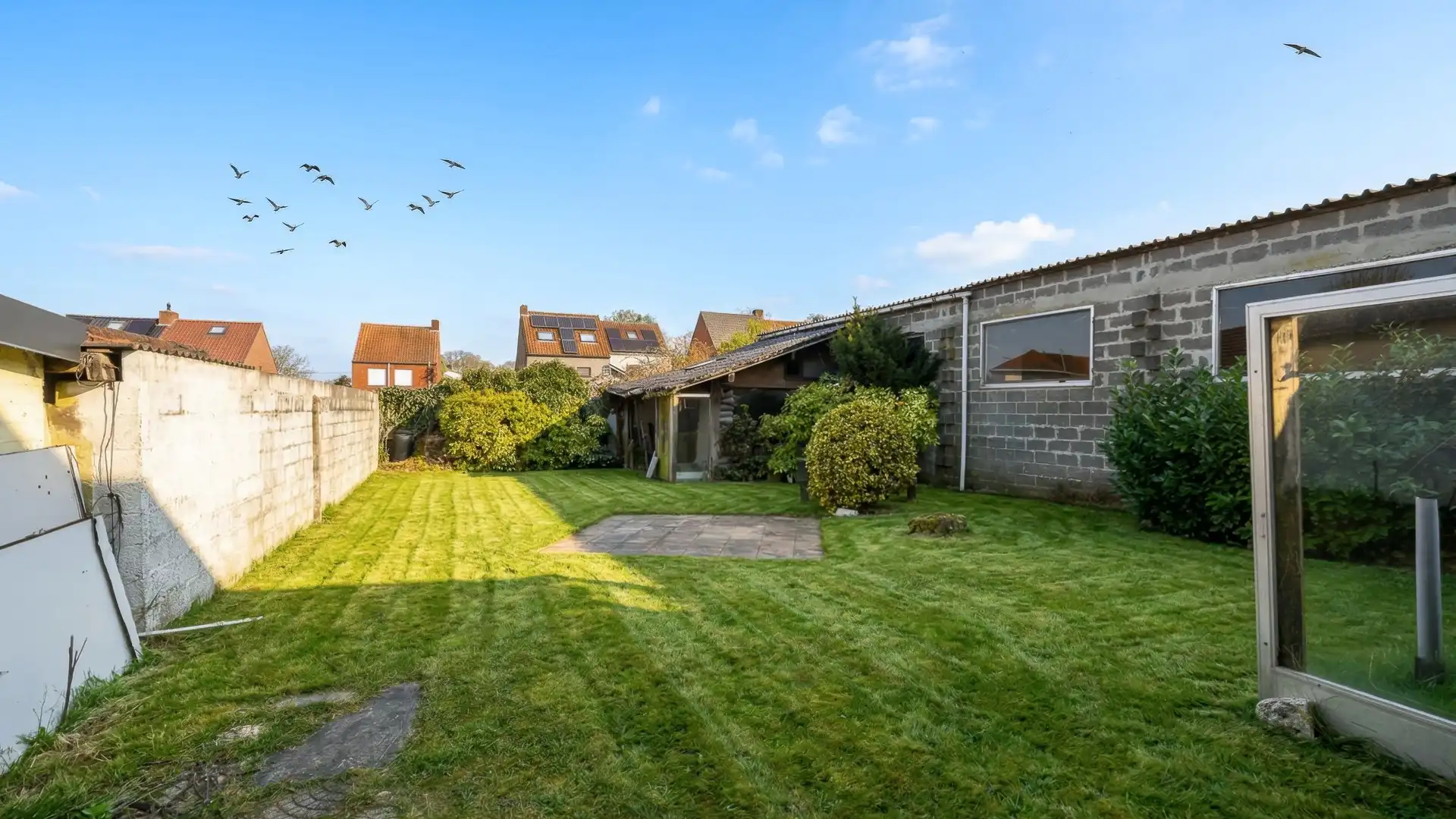 Te renoveren woning rustig gelegen in Maldegem foto 3