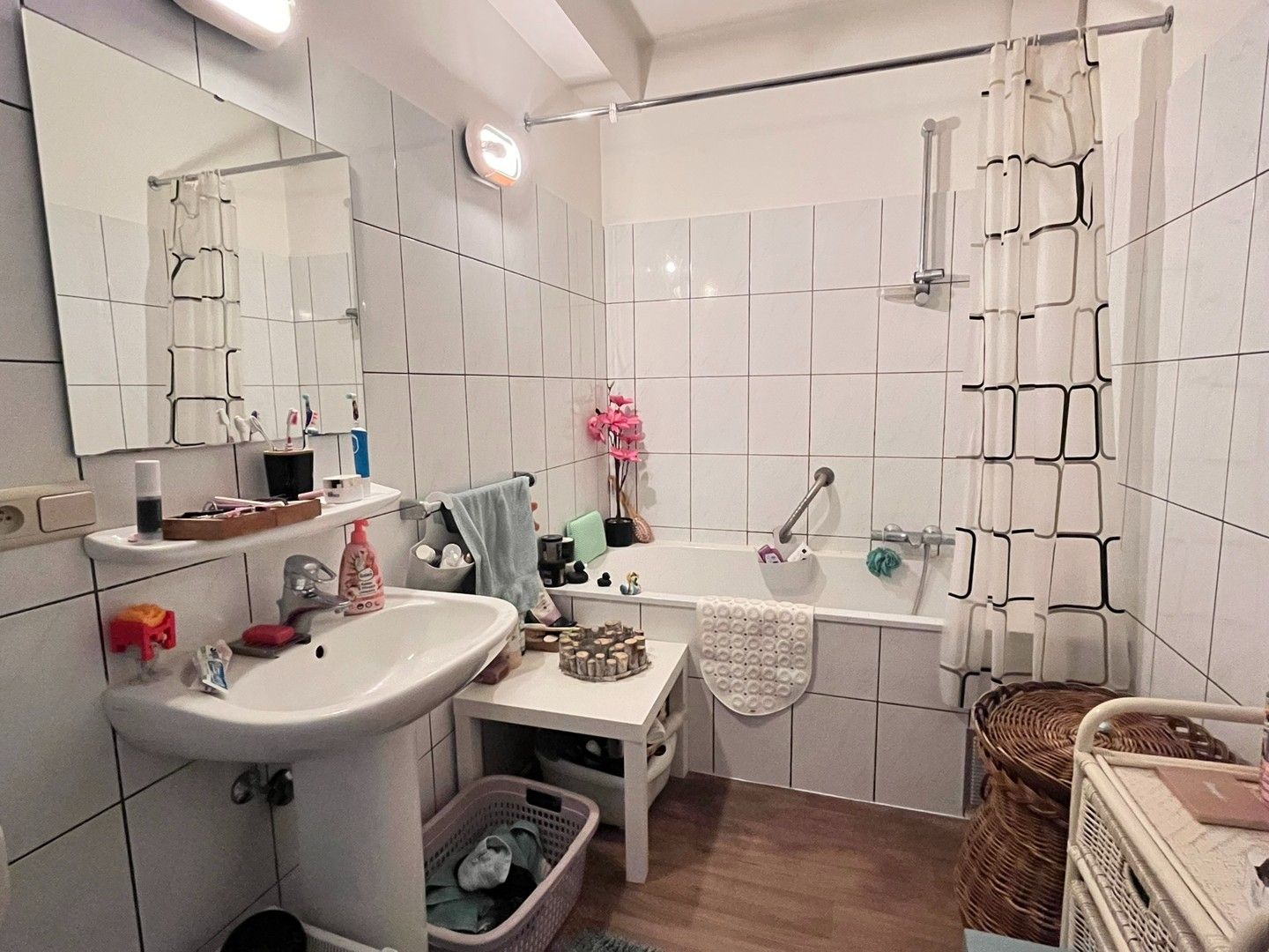 Gelijkvloers appartement met 2 slaapkamers, kelderberging en garage foto 13