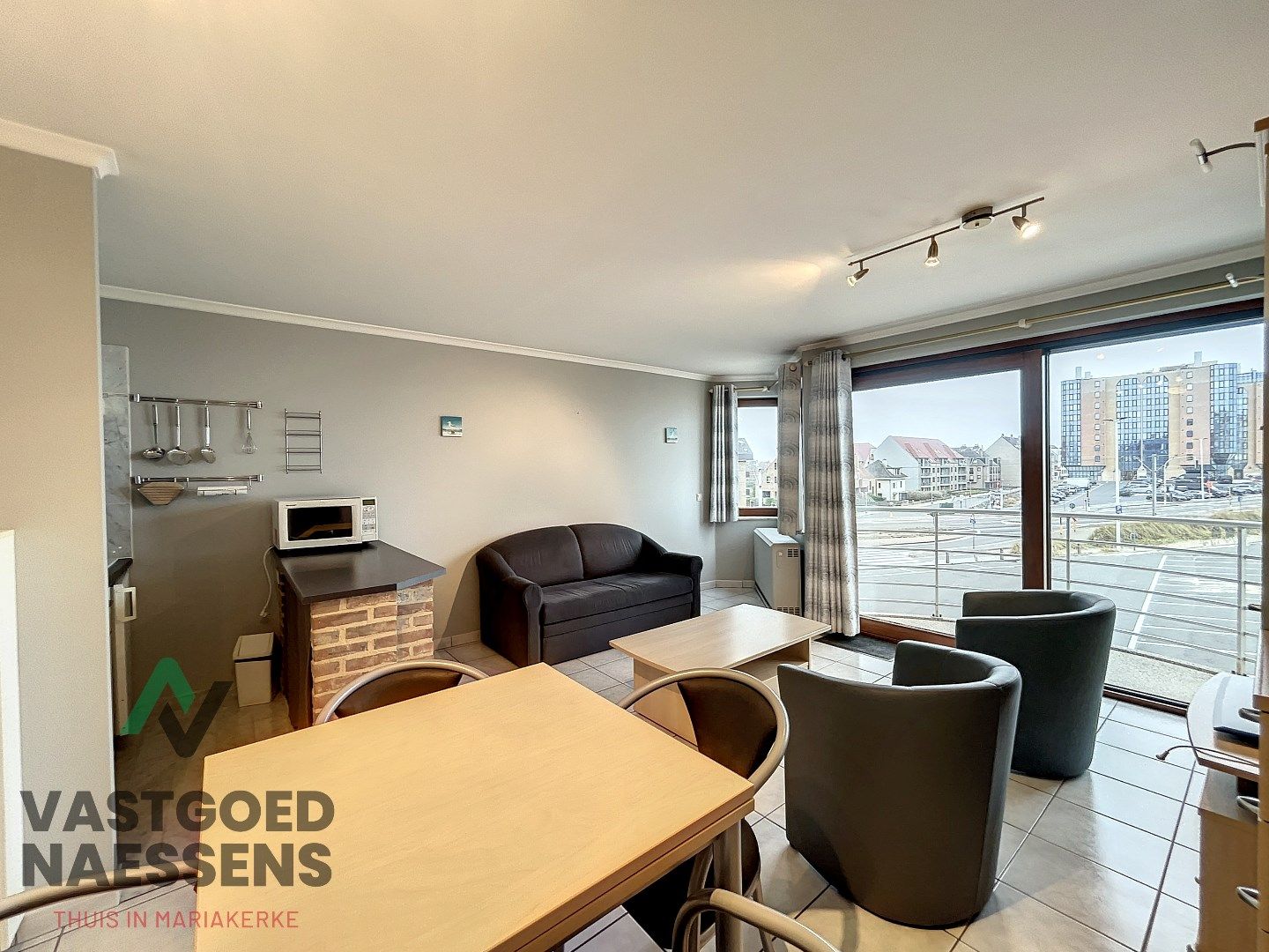 Instapklare studio met terras en zicht op zee.  foto 3