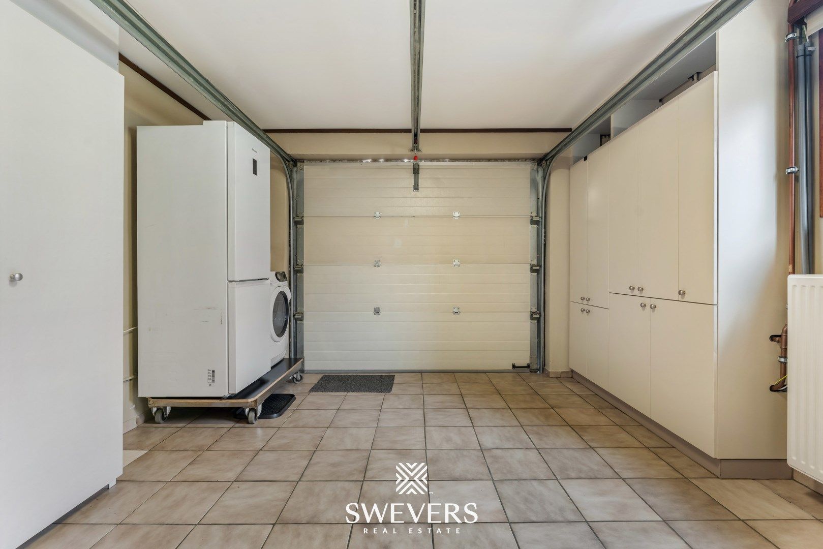 Rustig gelegen ruime woning met 3 slaapkamers op een zonnig perceel van 9a foto 26