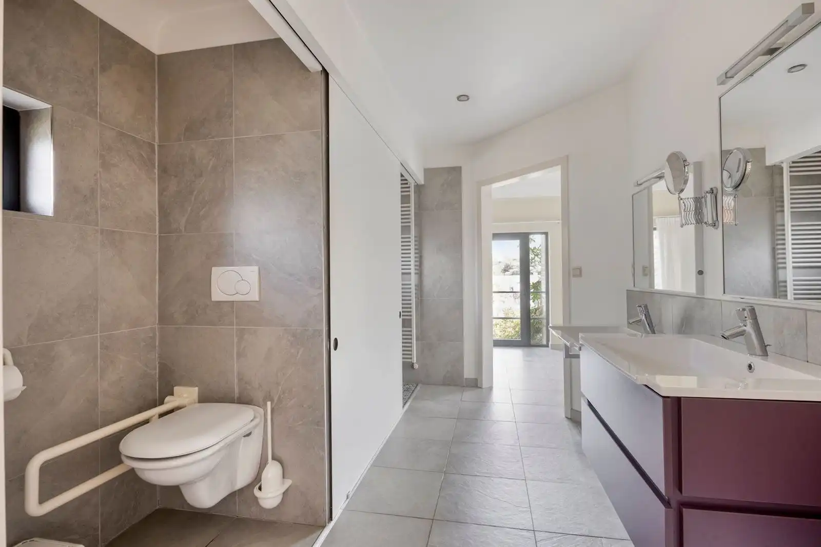 Exclusieve villa met lift, 3 slaapkamers, 3 badkamers en uitzonderlijke toegankelijkheid foto 23