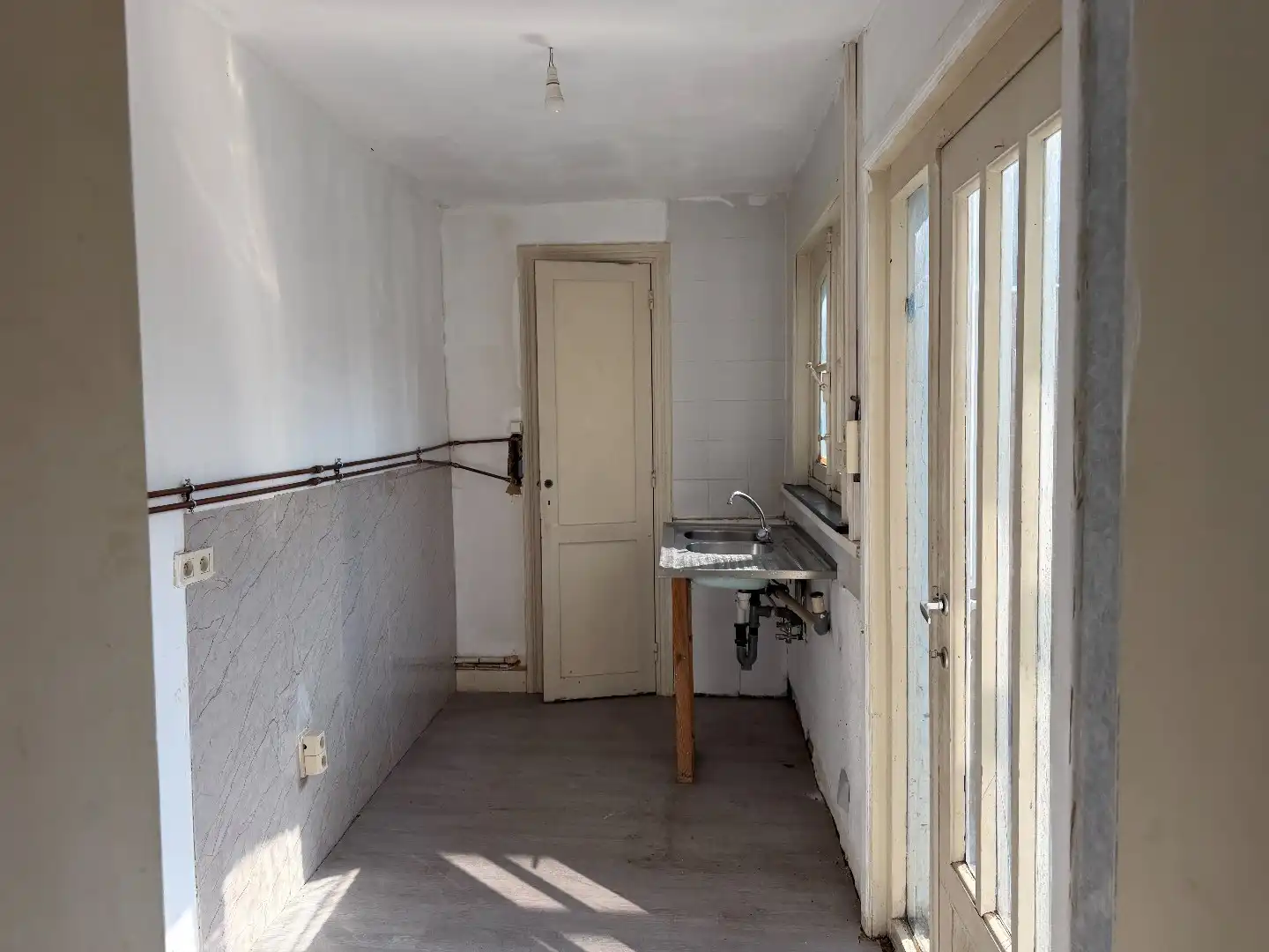 Uitstekend gelegen handelspand met bruikbare vloeroppervlakte van 257m² foto 5