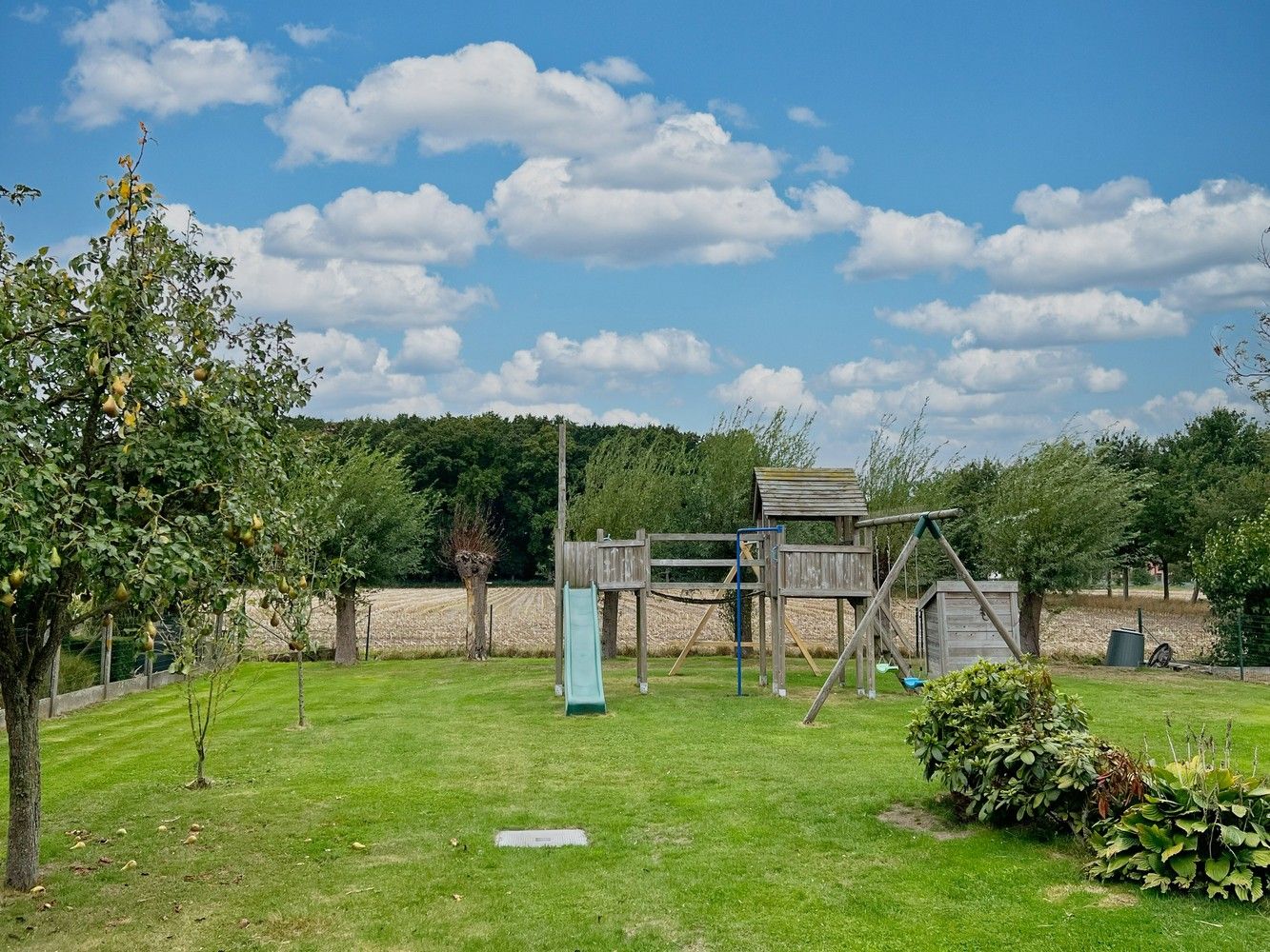 Unieke gezinswoning op 1300 m² + landelijk verzicht! foto 29