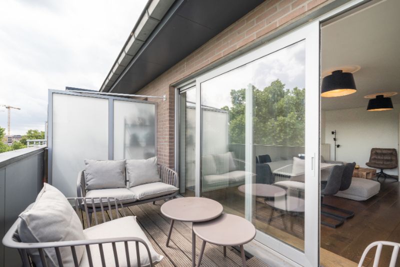 --- NIEUW --- Lichtrijk dakappartement (1 slpk) met ruim terras met zicht op de Coupure foto 12