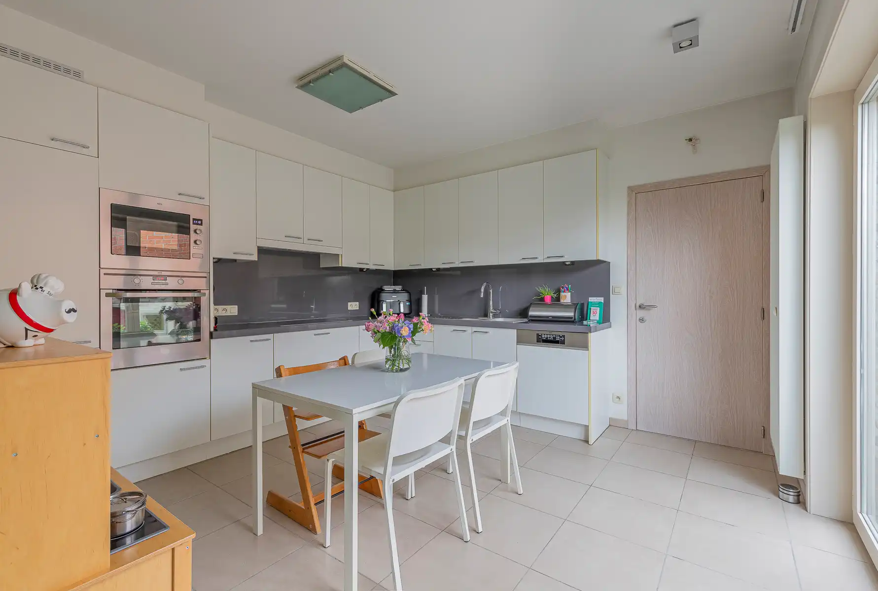 Ruime energiezuinige (EPC = A) woning met zuidwest tuin foto 10
