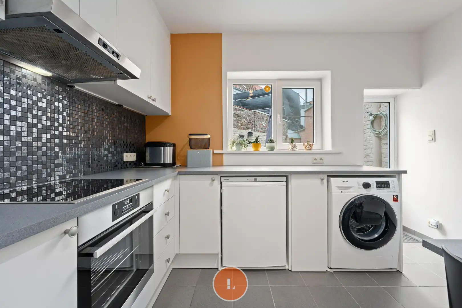 Instapklare woning met 4 kamers en gezellige koer foto 5