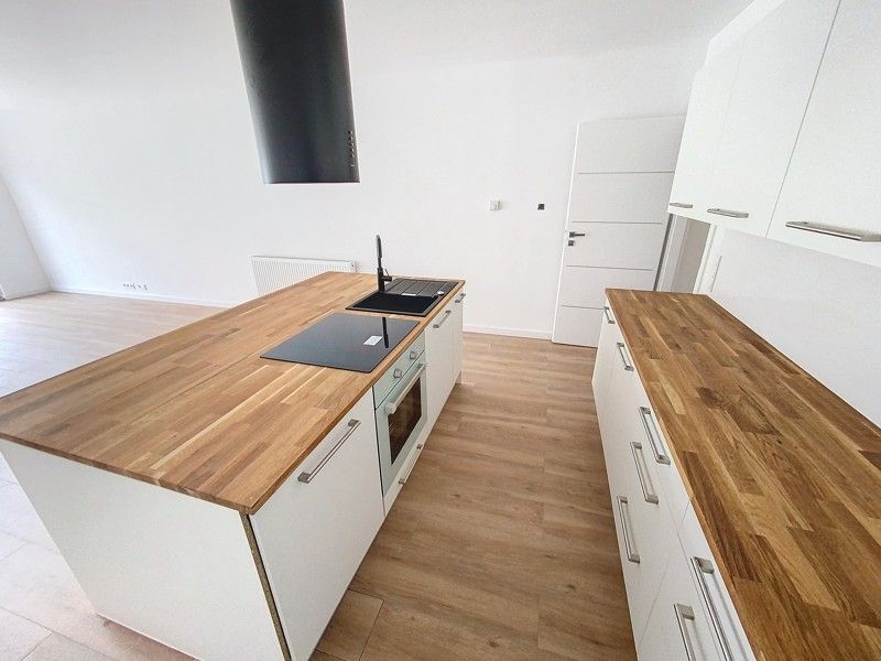 Ruim gelijkvloers appartement met 2 slaapkamers foto 6