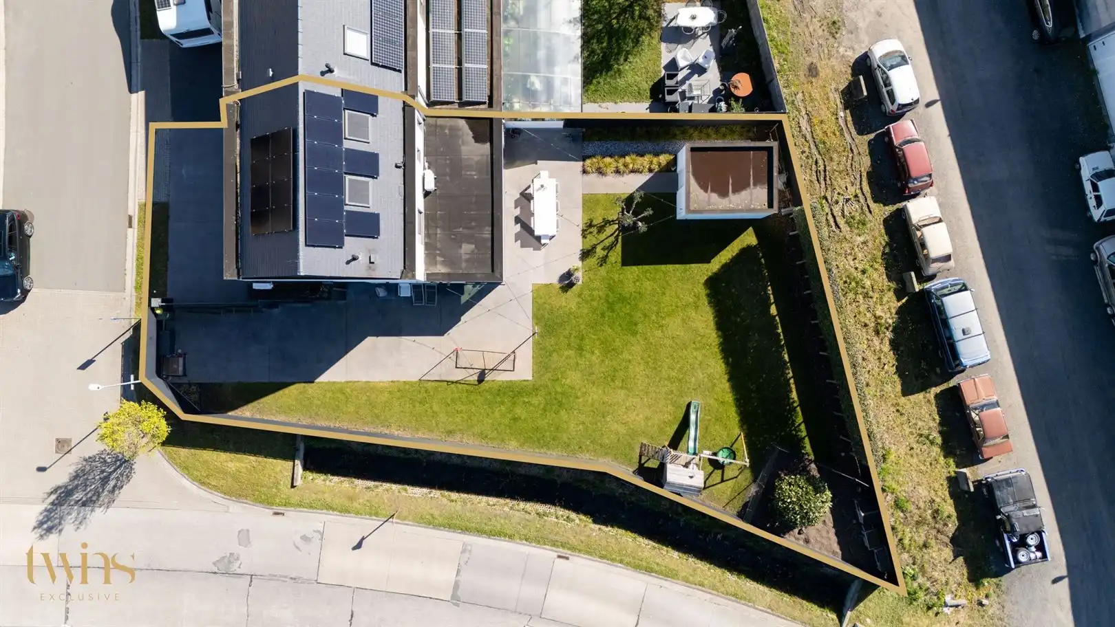 Instapklare, energiezuinige HOB met hoogwaardige afwerking in het hart van Grembergen foto {{pictureIndex}}