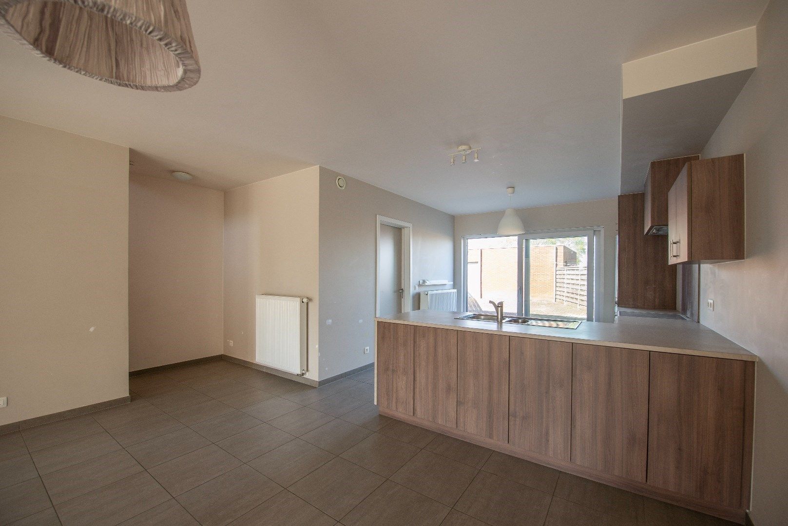 Recente energiezuinige instapklare woning met 4 slpk op centrale ligging te Ruiselede foto 6