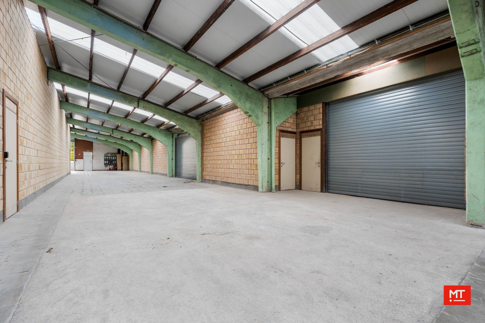 KMO-unit (343 m²) te koop op slechts 7 min van de Noorderring van Ieper foto 4