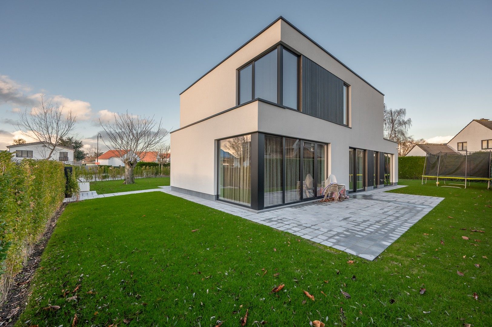 Alleenstaande moderne villa gelegen in een rustige residentiële omgeving te Knokke foto 25