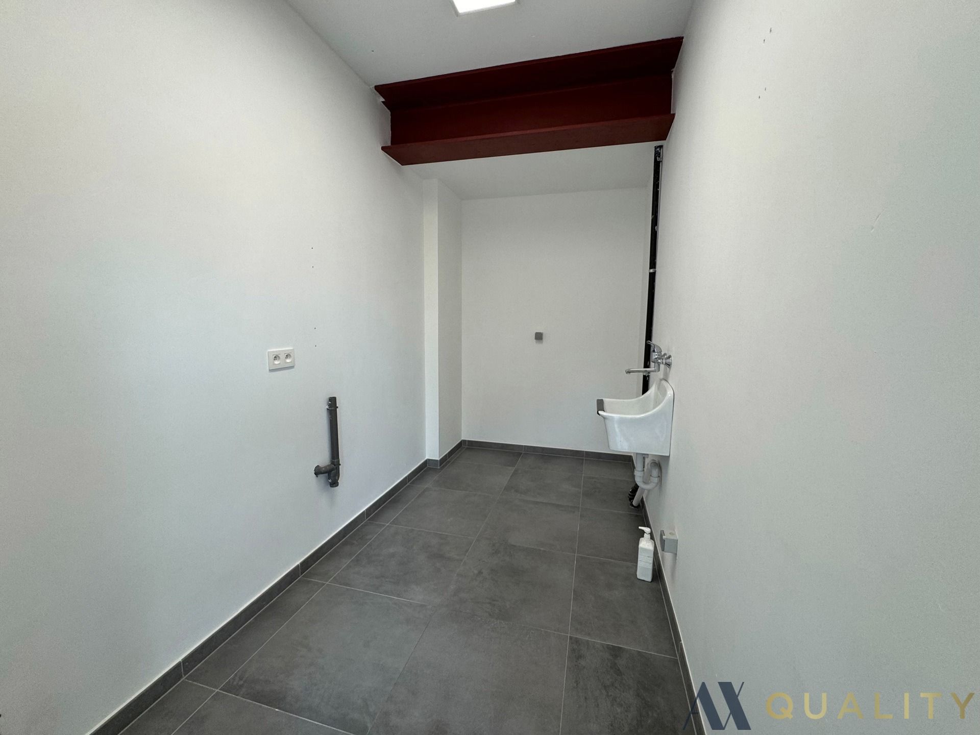 Charmante, energiezuinige halfopen bebouwing te huur in Sint-Amands foto 9