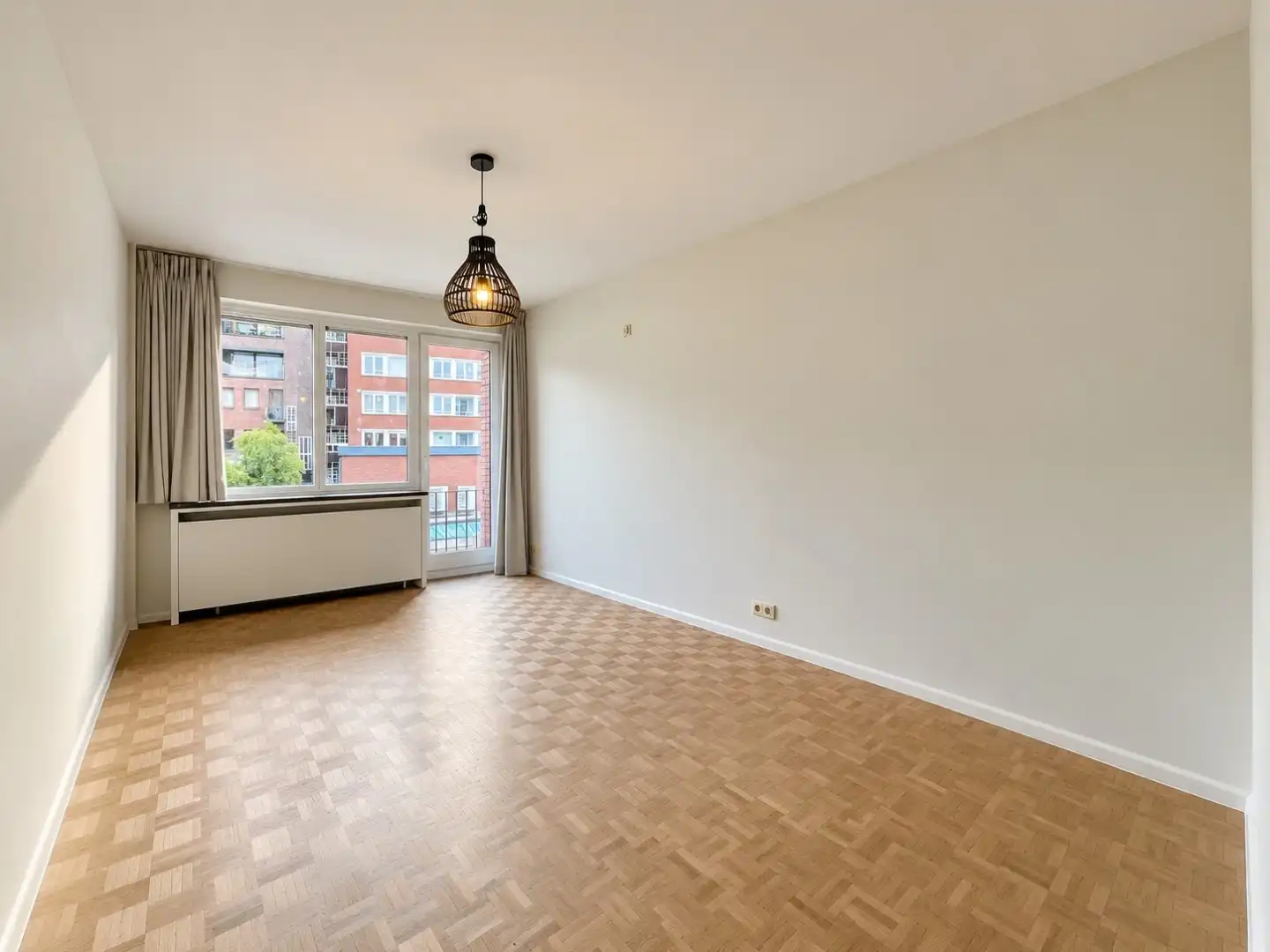 Ruim 2-slaapkamer appartement nabij Gent-Sint-Pieters foto 14
