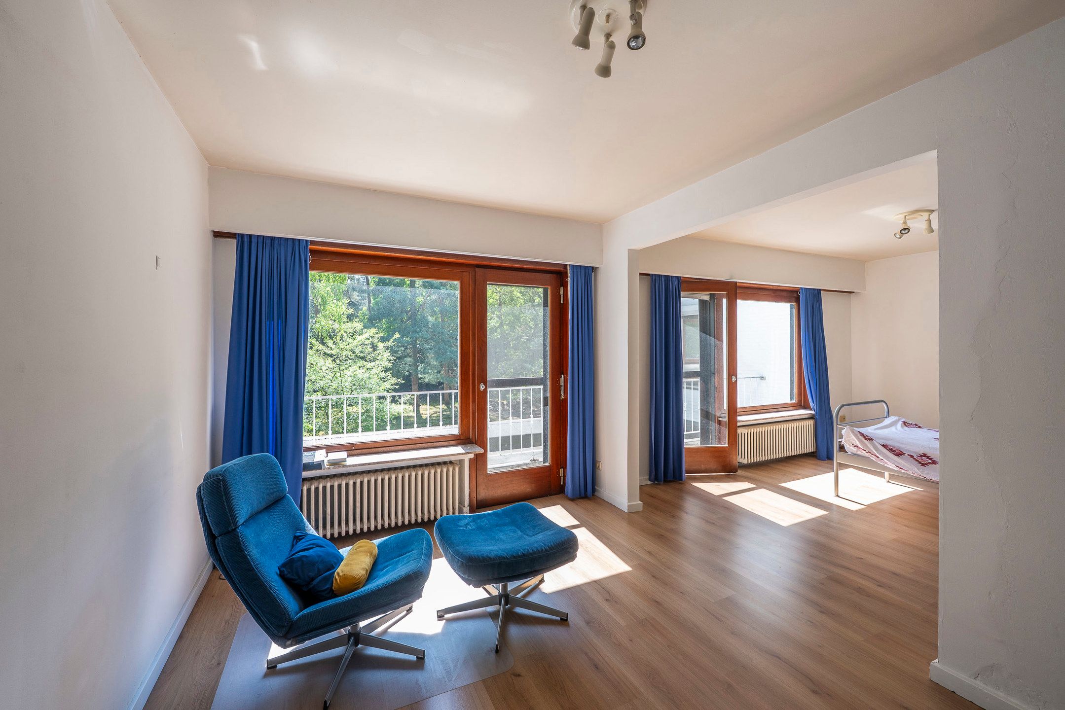Unieke te renoveren villa op riant perceel foto 14