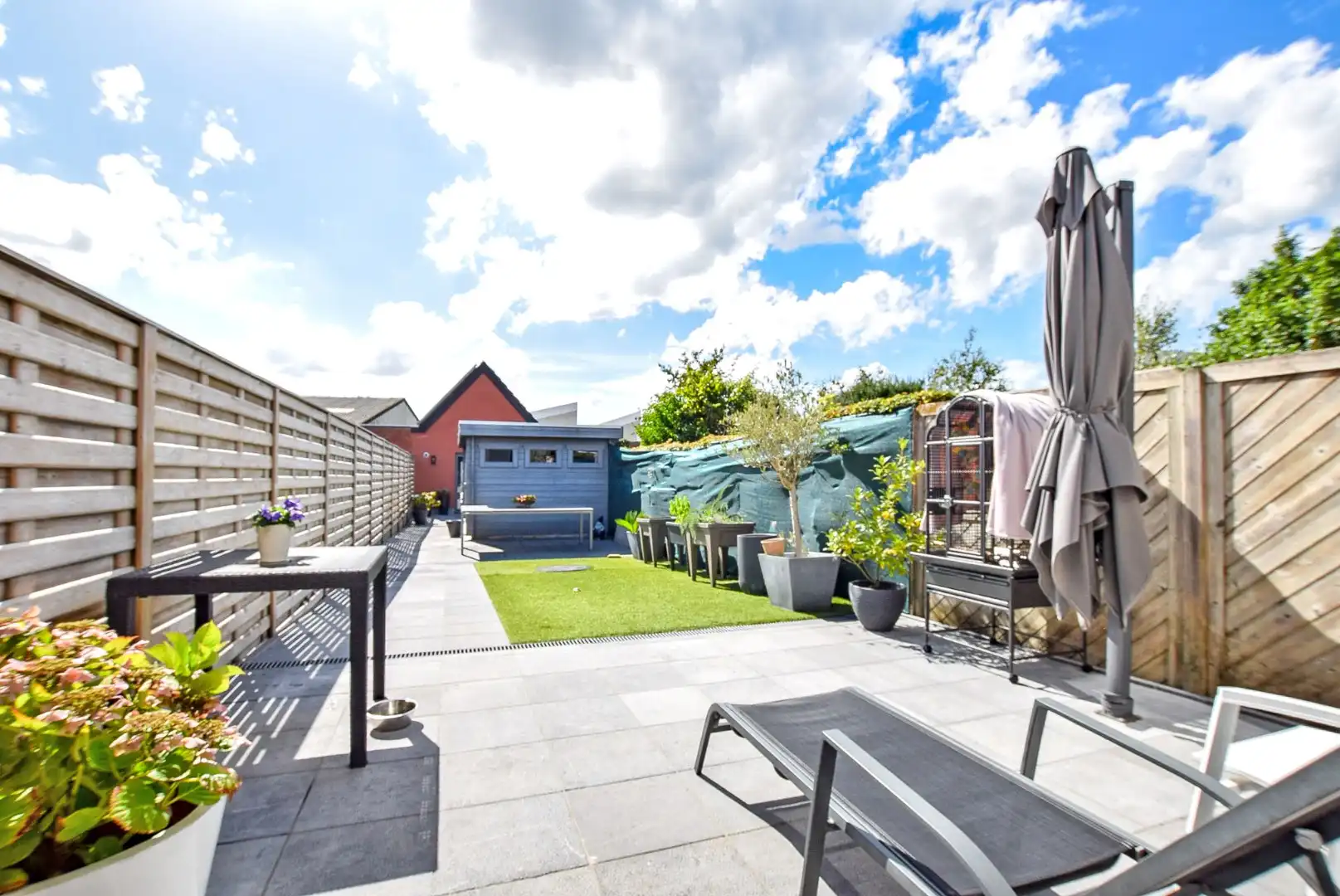 Instapklare, energiezuinige woning met aparte gastenunit in het hartje van Veurne. foto 2