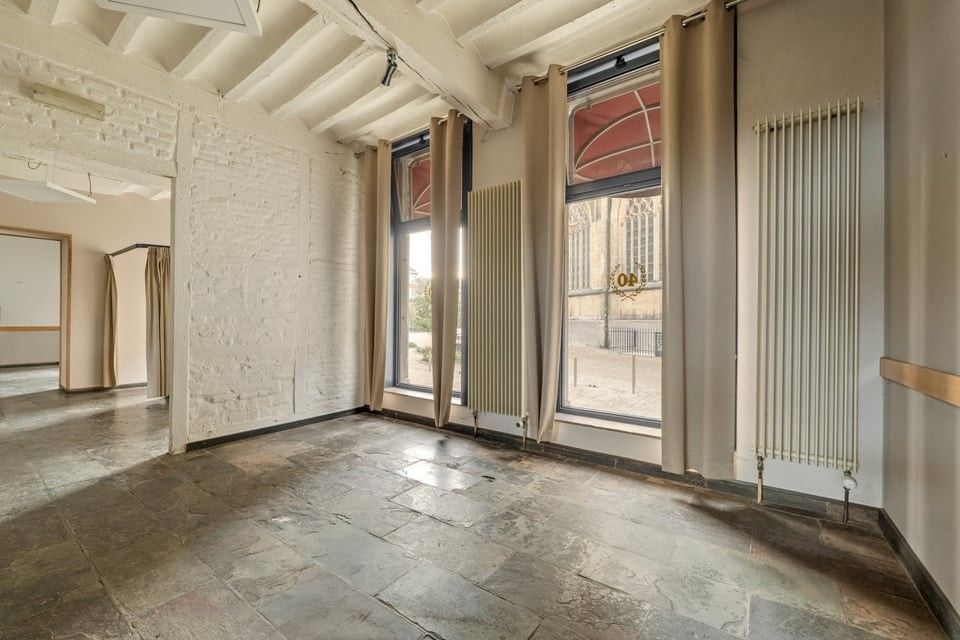 UNIEKE KANS: HANDELSHUIS MET HORECA EN WOONGELEGENHEID IN HET HART VAN HISTORISCH TONGEREN foto 12