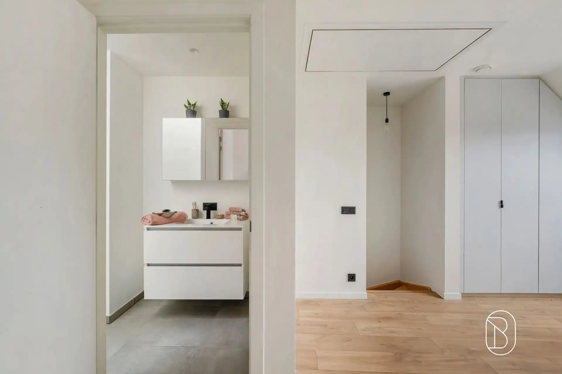 Mooie nieuwbouwwoning met 3 slk en 2 badkamers, + tuin foto 14