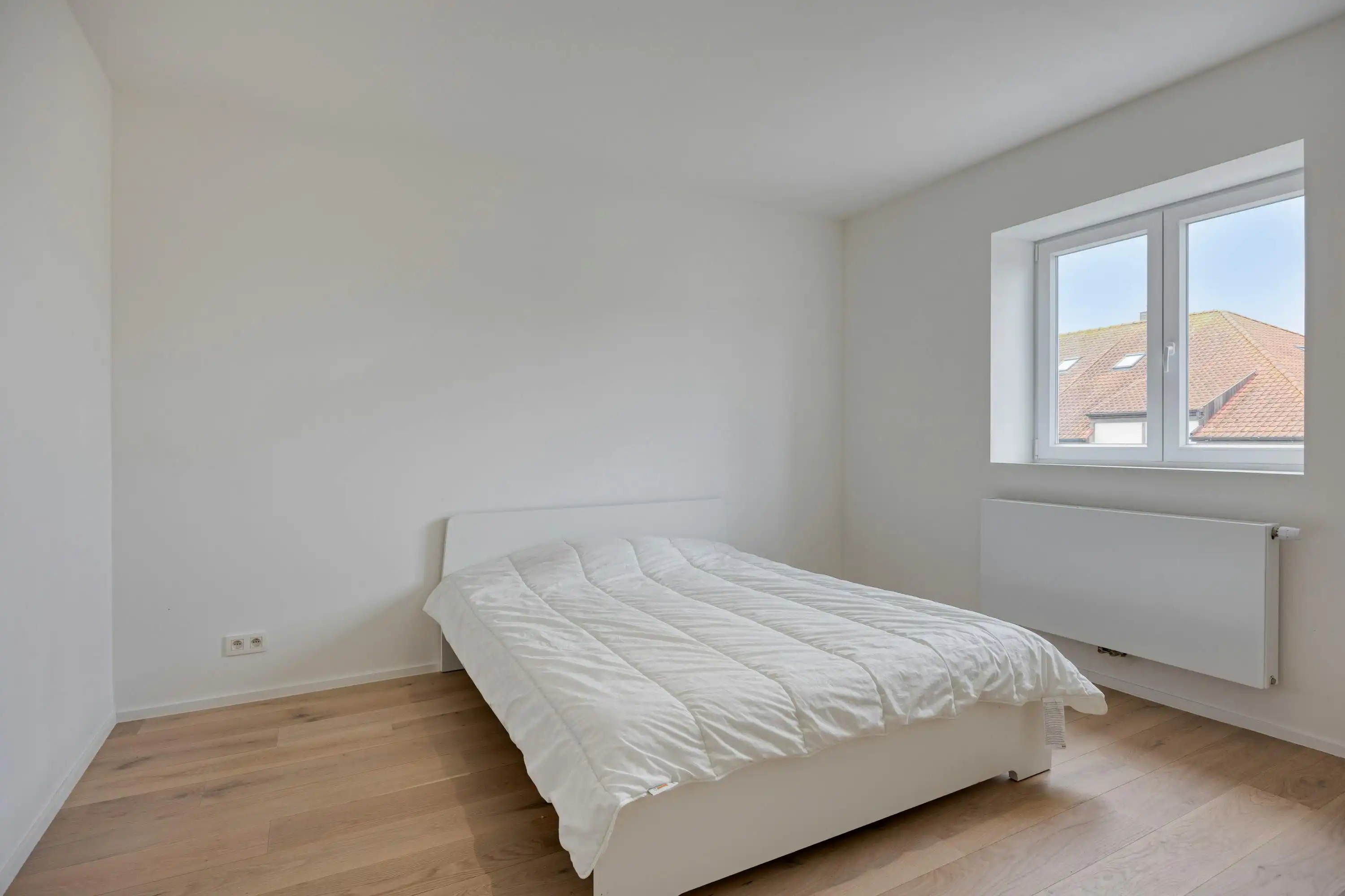 Gerenoveerd 3 slaapkamer appartement te koop in Zeebrugge foto 8
