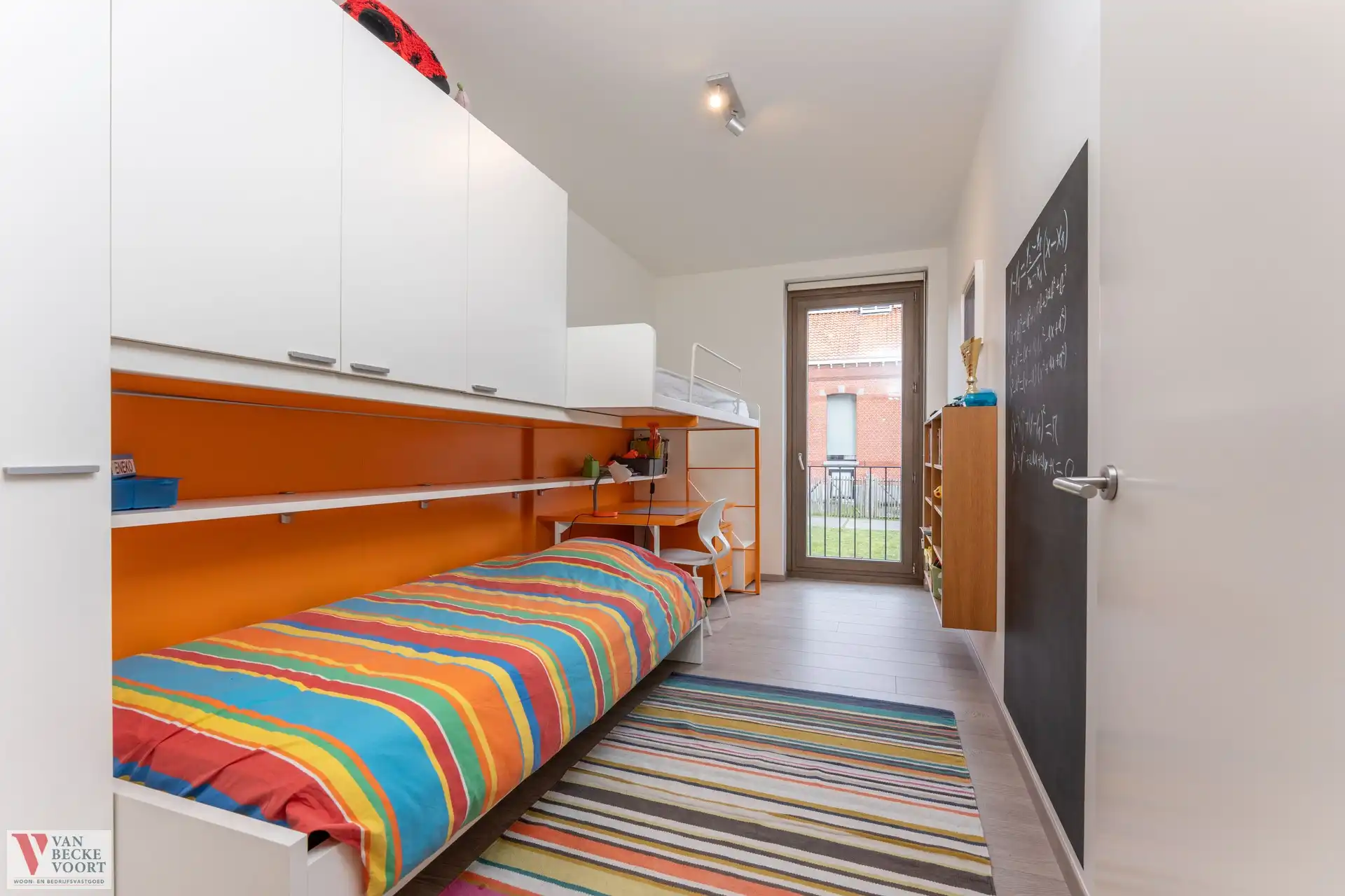 Gelijkvloers appartement op onevenaarbare locatie foto 12