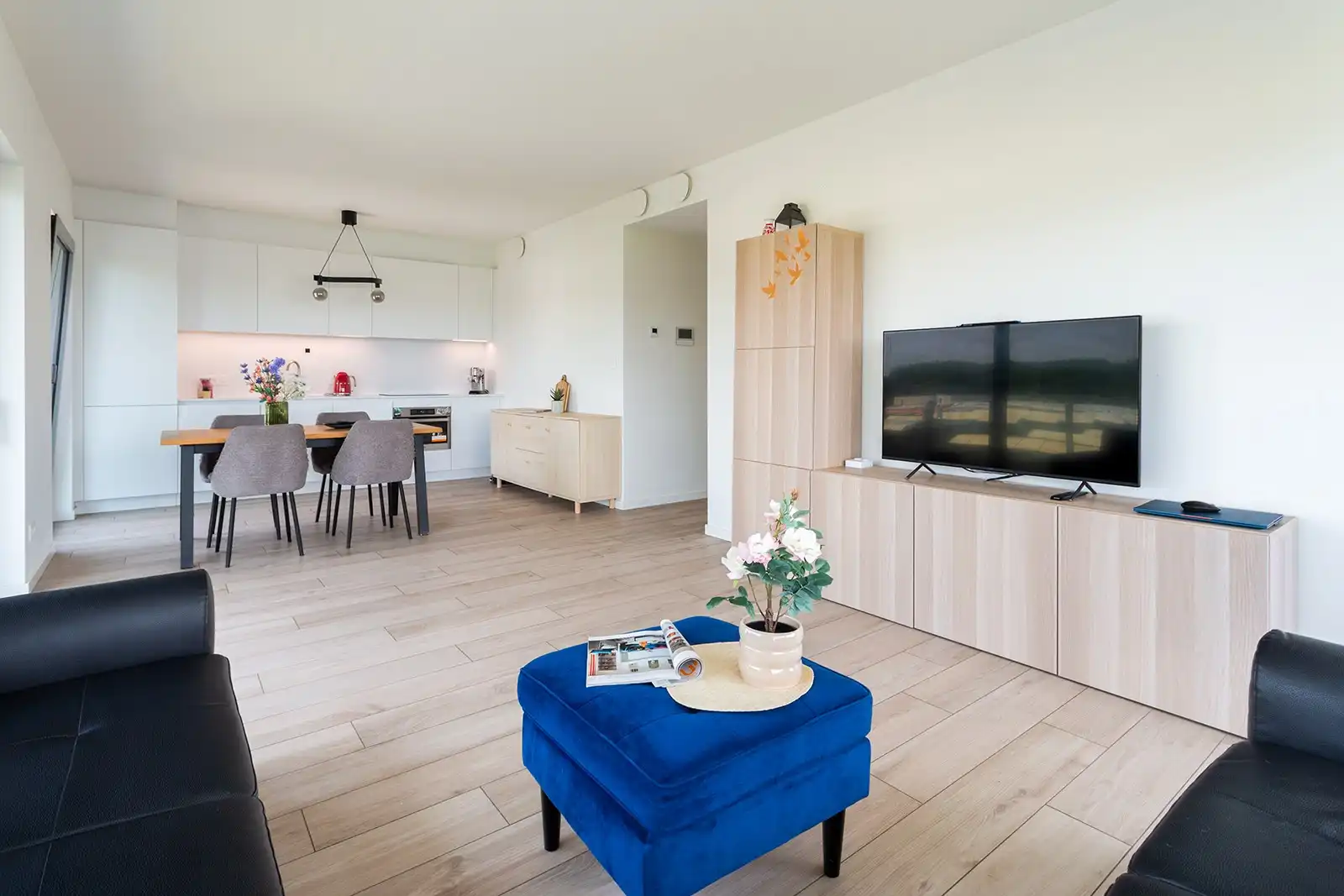 2 slaapkamer appartement met veel lichtinval foto 6