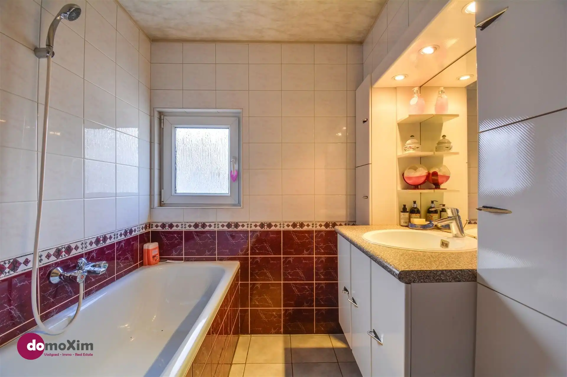 Te renoveren woning met polyvalente ruimte op toplocatie in Zemst foto 7