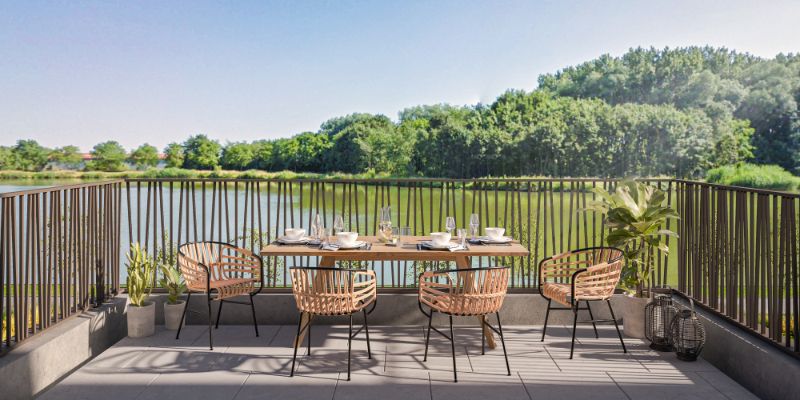 Lichtrijk doorkijkappartement met terras en zicht op het water en groen foto 4