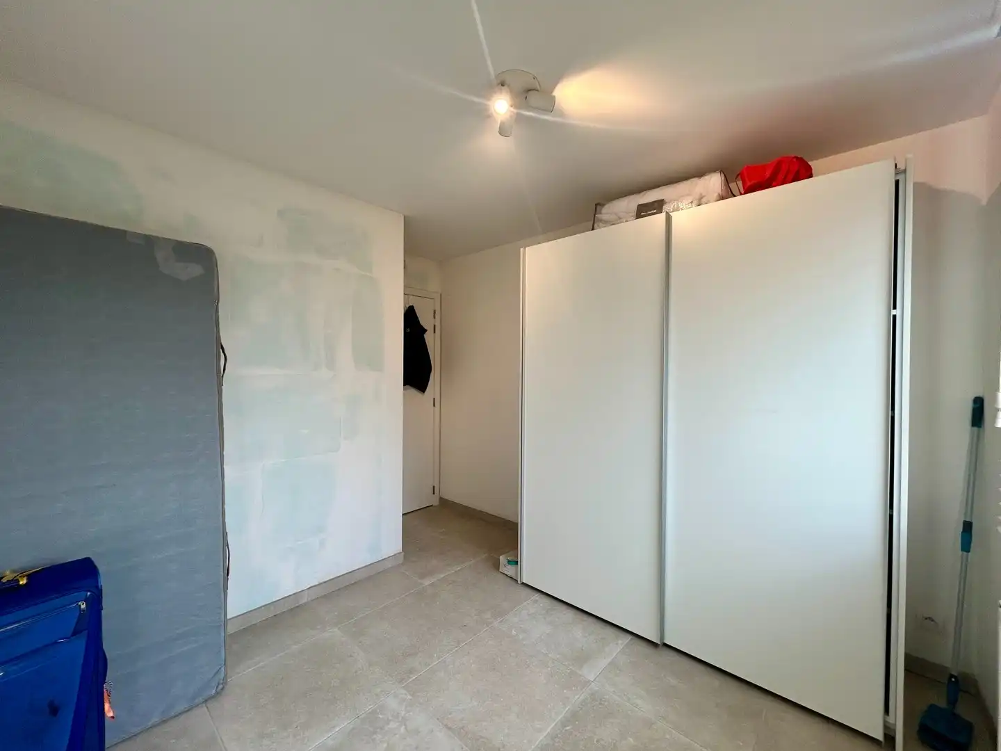 Instapklaar appartement met 2 slaapkamers nabij het Station van Tielt! foto 10