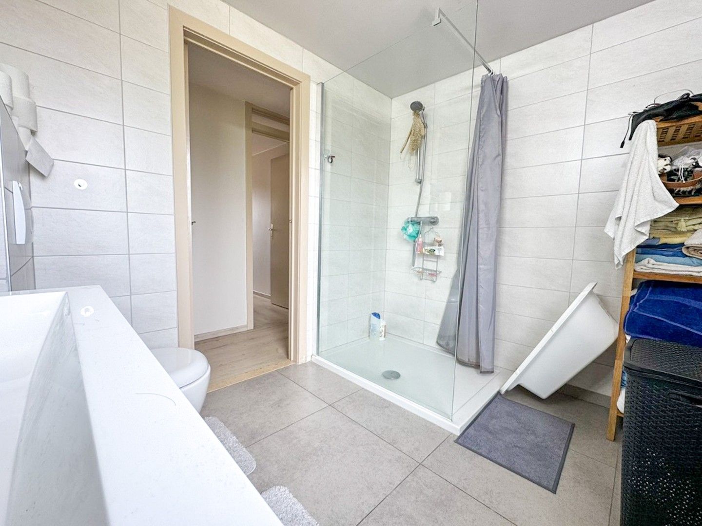 Halfopen woning met 4 slp op toplocatie! foto 16
